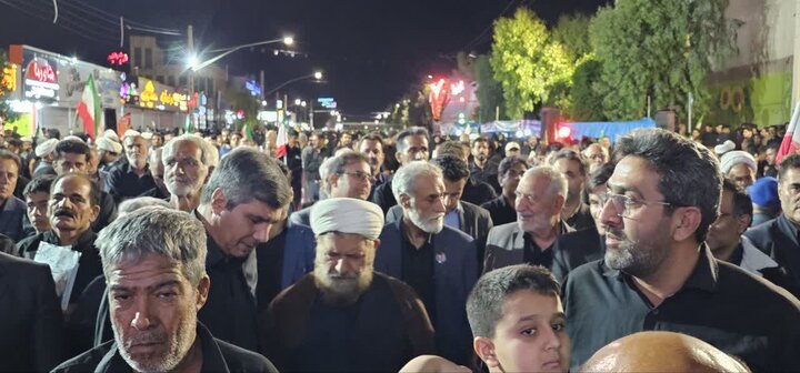 تصاویر/ تجمعی از جنس سوگ و حماسه در جیرفت