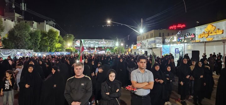تصاویر/ تجمعی از جنس سوگ و حماسه در جیرفت