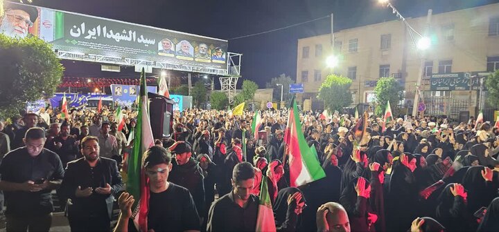 تصاویر/ تجمعی از جنس سوگ و حماسه در جیرفت