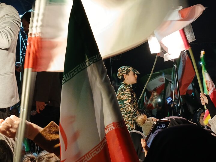 تصاویر/ اجتماعات مردمی و انقلابی مشهد(۱)