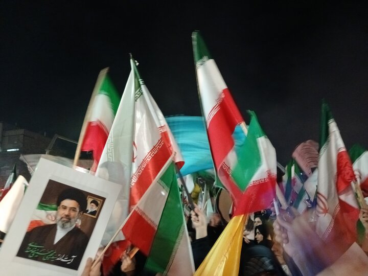 تصاویر/ اجتماعات مردمی و انقلابی مشهد(۱)