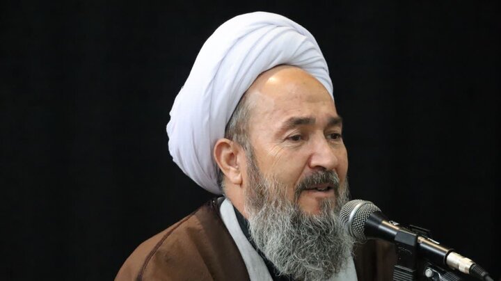 تصاویر/ جمع خوانی قرآن کریم در بیست و ششمین روز از ماه رمضان در شاهین دژ