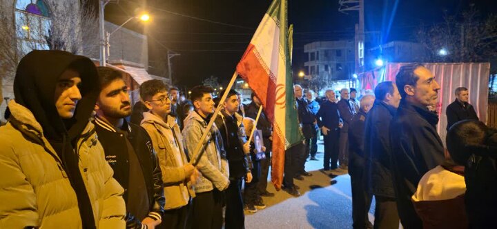 تصاویر/ تجمع دانش آموزان و فرهنگیان پلدشت در حمایت از نظام اسلامی