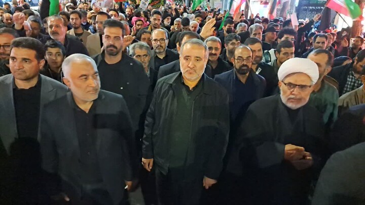 تصاویر| اجتماع مردمی بیعت با رهبر معظم انقلاب در قاین