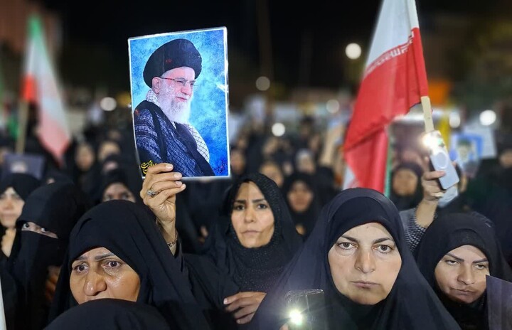 تصاویر| اجتماع مردمی بیعت با رهبر معظم انقلاب در قاین