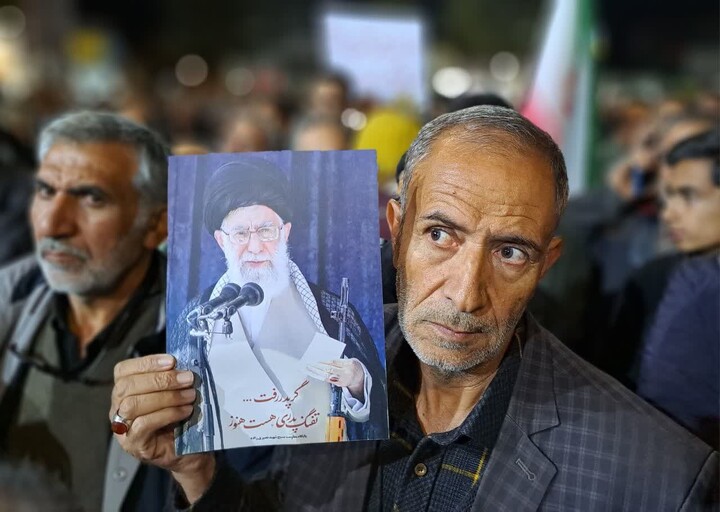 تصاویر| اجتماع مردمی بیعت با رهبر معظم انقلاب در قاین