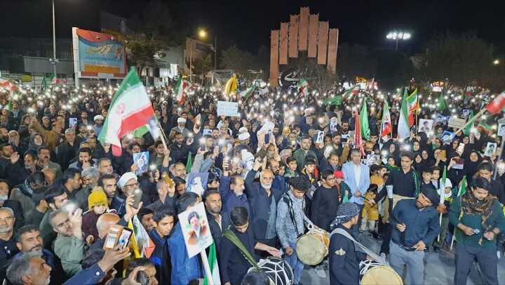 تصاویر| اجتماع مردمی بیعت با رهبر معظم انقلاب در قاین
