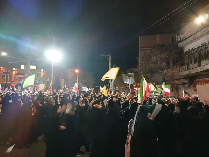 تصاویر / اجتماع خونخواهان امام امت با قرار شبانه در نهاوند