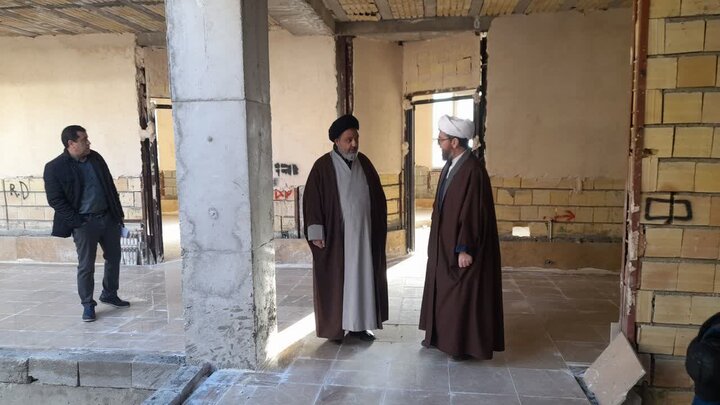 تصاویر/ بازدید مدیر حوزه علمیه خواهران آذربایجان غربی از پروژه ساخت مدرسه علمیه خواهران شهرستان ماکو