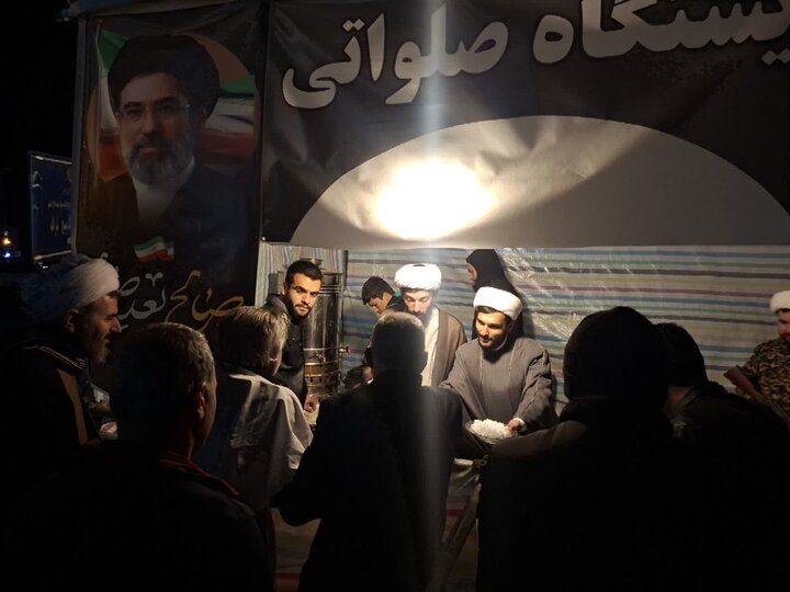 تصاویر/ فعالیت های طلاب مدرسه علمیه شهرستان ماکو در طول ایام جنگ رمضان