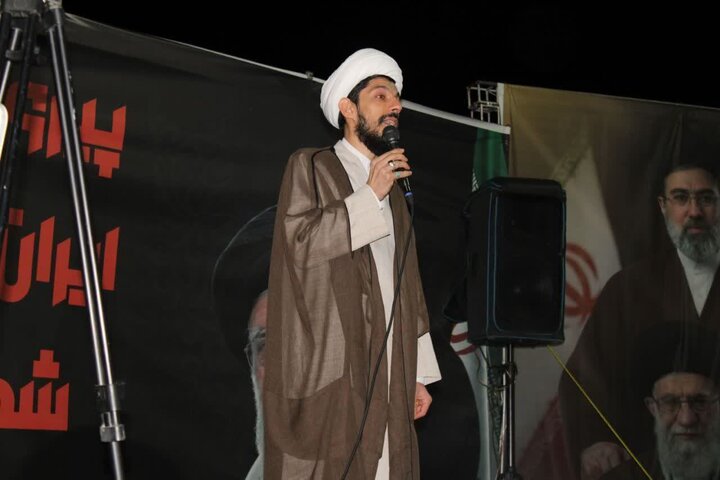 تصاویر/ فعالیت های طلاب مدرسه علمیه شهرستان ماکو در طول ایام جنگ رمضان