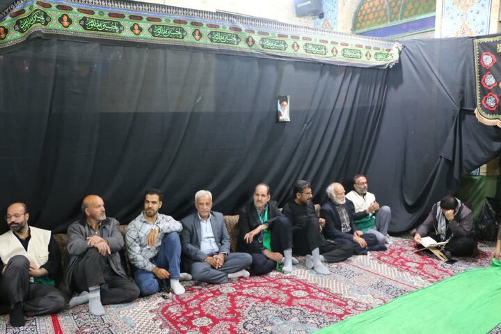 تصاویر/ محفل انس با قرآن کریم در زارچ و تجدید بیعت با رهبر و میثاق با شهدا
