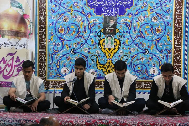 تصاویر/ محفل انس با قرآن کریم در زارچ و تجدید بیعت با رهبر و میثاق با شهدا