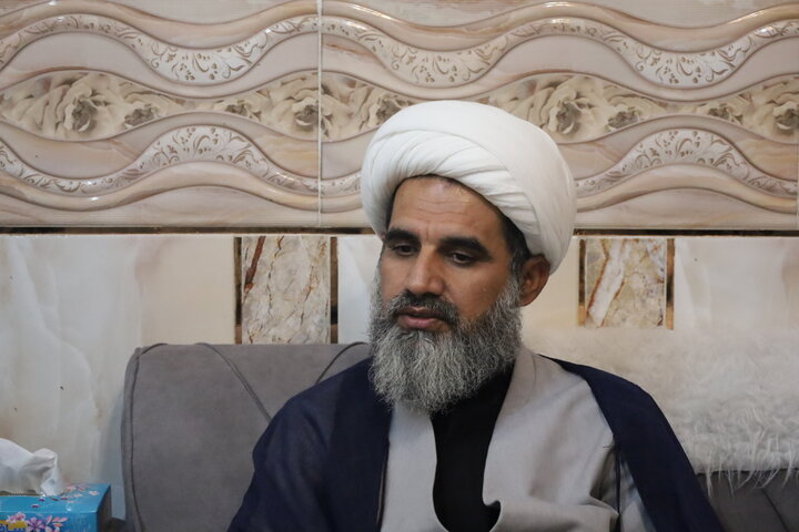 تصاویر/ دیدار مدیر حوزه علمیه استان هرمزگان با خانواده های شهدای دانش آموز شهرستان میناب