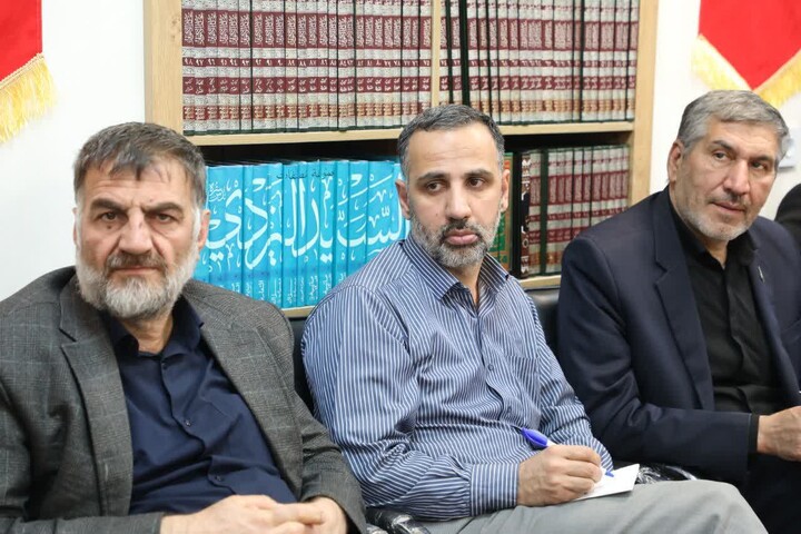تصاویر/  نماینده ولی‌فقیه در استان سمنان در جلسه قرارگاه مواسات استان سمنان