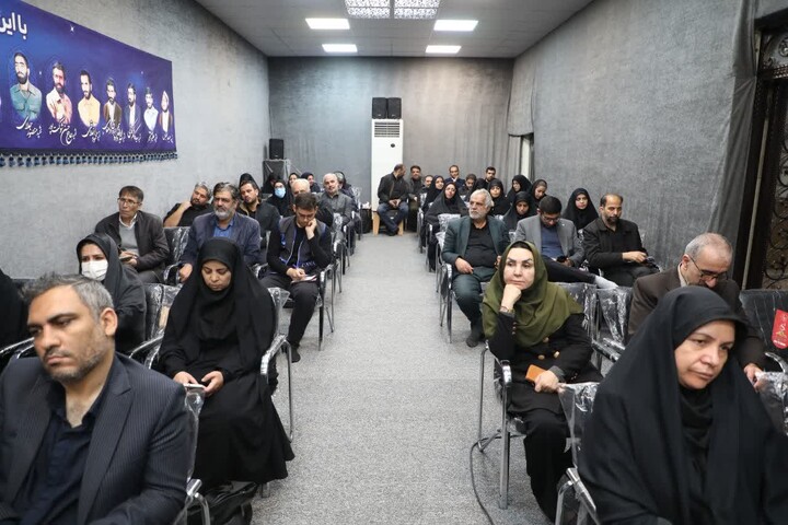 تصاویر/ نماینده ولی‌فقیه در استان سمنان در دیدار با جمعی از اصحاب رسانه و مطبوعات