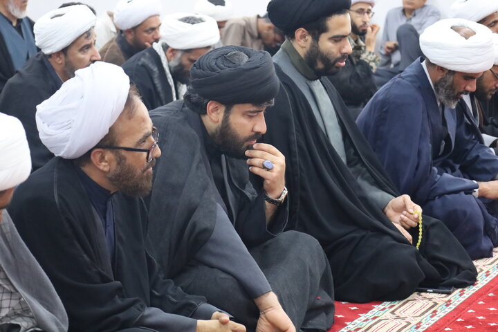 تصاویر/ بیعت طلاب و روحانیون شرق استان هرمزگان با امام امت