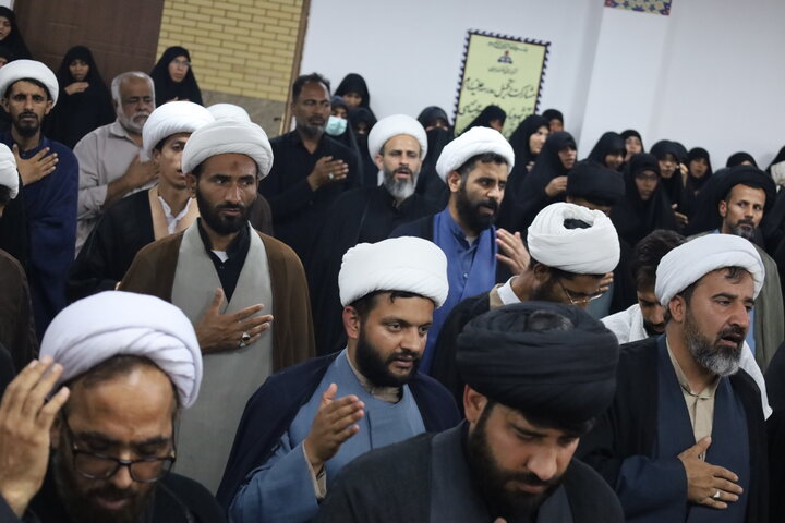 تصاویر/ بیعت طلاب و روحانیون شرق استان هرمزگان با امام امت