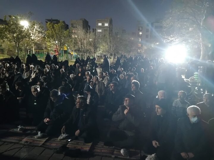 تصاویر/ تجمع اهالی مساجد همزمان با چهارشنبه سوری برای حفظ میدان