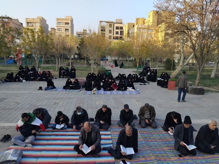تصاویر/ تجمع اهالی مساجد همزمان با چهارشنبه سوری برای حفظ میدان