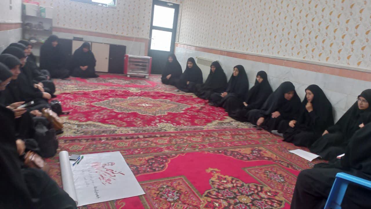 تصاویر نشست جهاد تبیین در مدرسه علمیه فاطمه الزهرا البتول(س) کشکوئیه