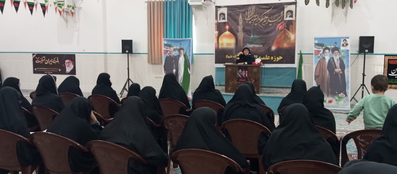 تصاویر/ نشست مدرسه علمیه الزهرا(س) شهربابک