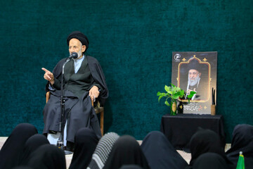 رسالت‌های سه‌گانه انقلاب اسلامی و بیداری جهانی؛ ولایت، ضامن اجرای قانون الهی