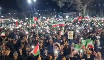 فیلم| هنرمندان انقلابی ارومیه پای کار نظام اسلامی