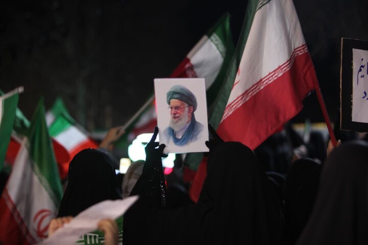 هجدهمین تجمع مردم نظر آباد در مــراسم شهـــــــادت قائــــــــد امــــــت و بـیـــعت بـــا حضرت آیت الله سید مجتبی حسینی خامنه‌ای