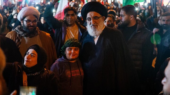 هجدهمین تجمع مردم کرج در مــراسم شهـــــــادت قائــــــــد امــــــت و بـیـــعت بـــا حضرت آیت الله سید مجتبی حسینی خامنه‌ای