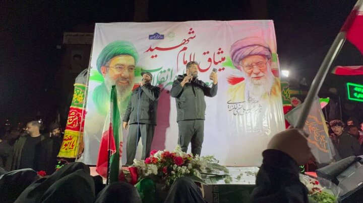 تصاویر/  نمایش ایستادگی و وفاداری مردم غیور منطقه ۱۴ در تشییع شهدای ناو دنا
