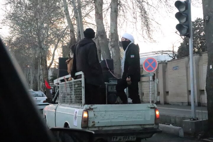 تصاویر/ راه اندازی حرکت و کاروان خودرویی در ارومیه به همت طلاب مدرسه علمیه امام خامنه‌ای