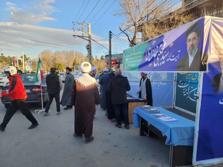 تصاویر/ راه اندازی حرکت و کاروان خودرویی در ارومیه به همت طلاب مدرسه علمیه امام خامنه‌ای