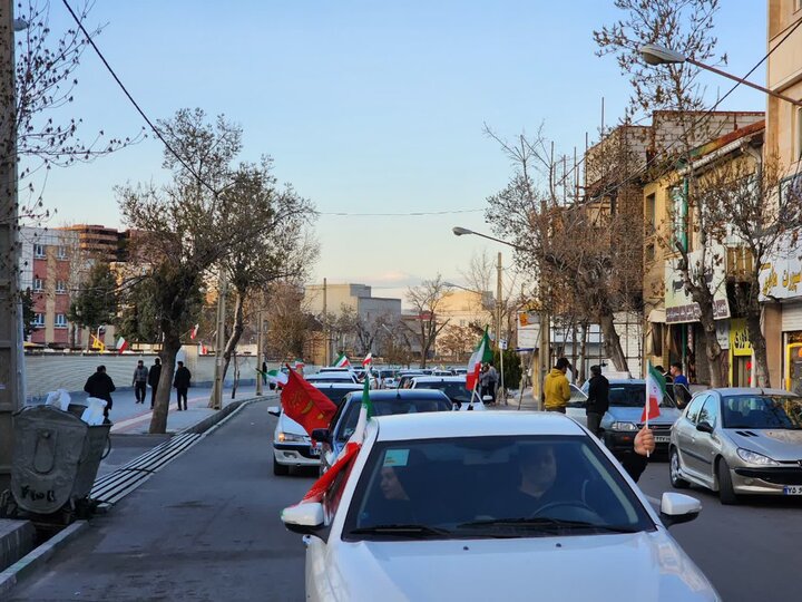 تصاویر/ راه اندازی حرکت و کاروان خودرویی در ارومیه به همت طلاب مدرسه علمیه امام خامنه‌ای