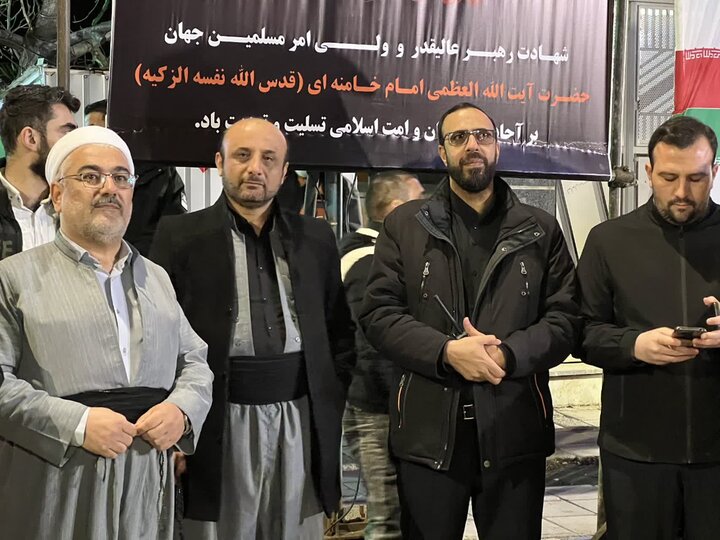 تصاویر/ تجمع مردمی در سردشت در حمایت از انقلاب اسلامی و رهبر معظم انقلاب