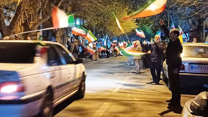 تصاویر/ تجمه و حضور مردم مومن محله مختاری تهران برای محکومیت فراخوان شبکه های معاند دشمن
