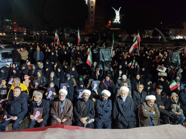 تصاویر/ حماسه حضور و تجدید بیعت مردم سنندج با آیت الله سید مجتبی خامنه‌ای