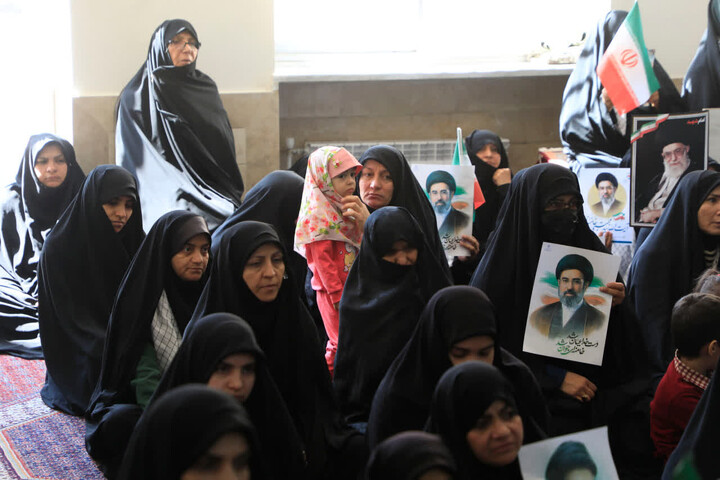 تصاویر| تجدید میثاق بانوان بیرجندی با سومین رهبر جمهوری اسلامی