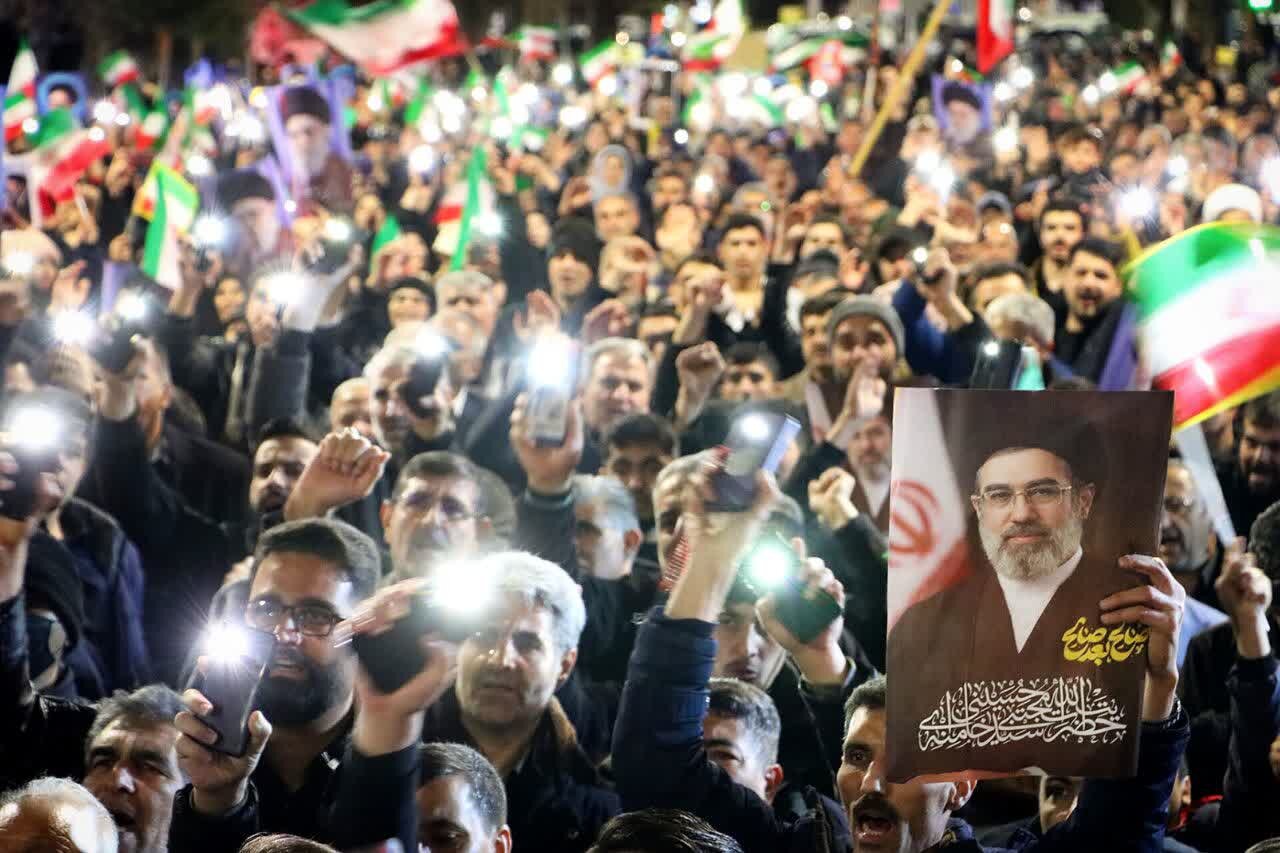 تداوم اتحاد مقدس ایرانیان؛ لازمه غلبه کامل بر دشمن متجاوز