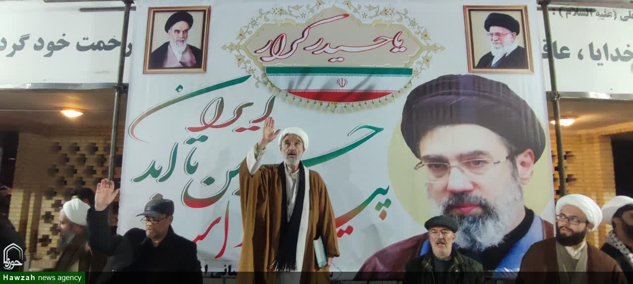 حضور مردم در برنامه‌های انقلابی نشان‌دهنده پایبندی به آرمان‌ها است