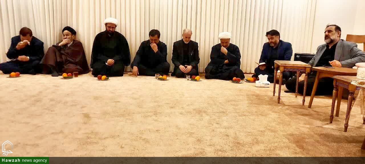 دیدار استاندار قم با خانواده شهید لاریجانی