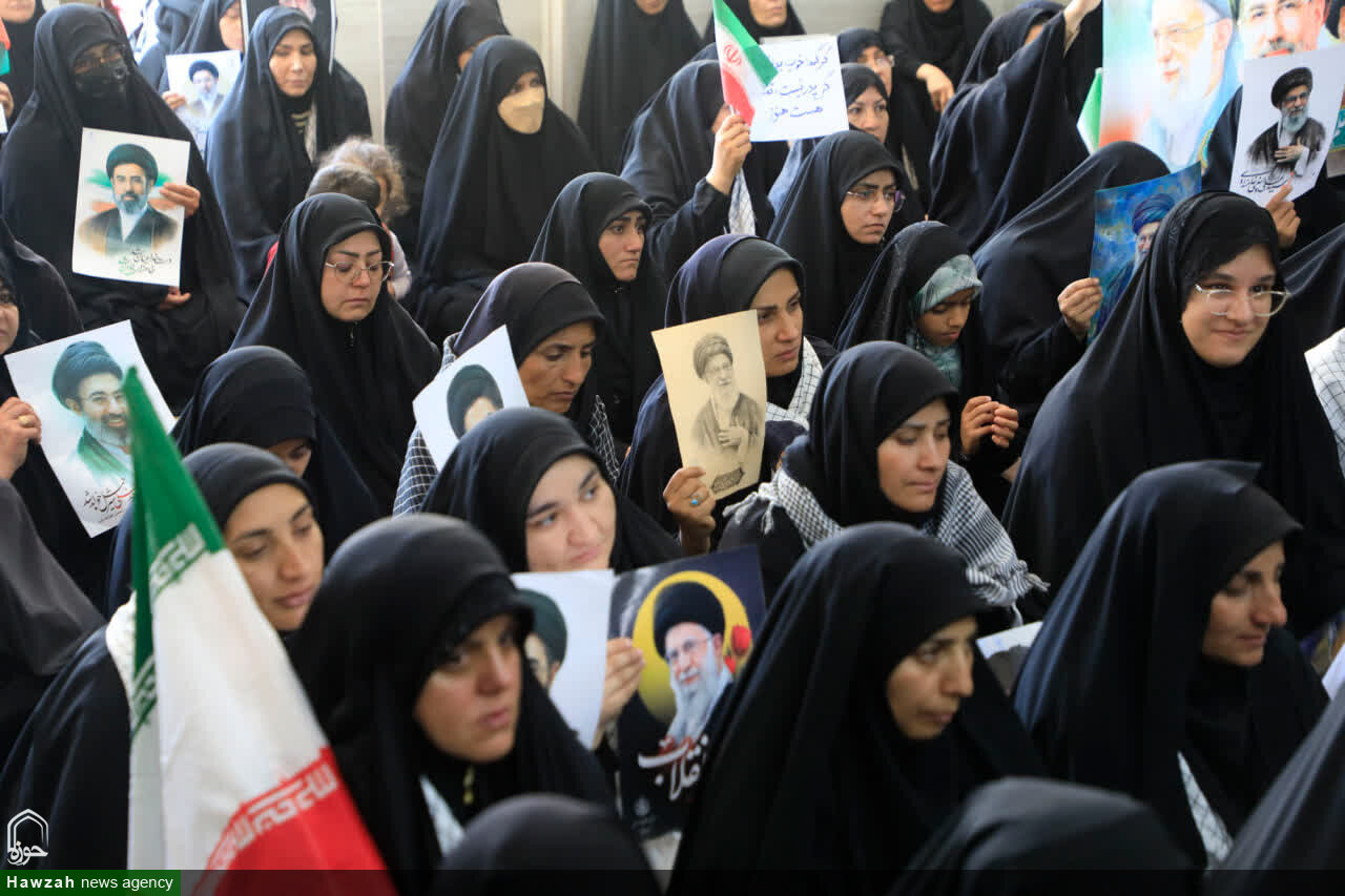رسالتهای سهگانه انقلاب اسلامی و بیداری جهانی؛ ولایت، ضامن اجرای قانون الهی