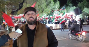 فیلم| تجمع مردم ارومیه باحضور مداح «باید برخاست»