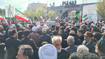 مراسم تشییع پیکر شهید علی لاریجانی در قم آغاز شد