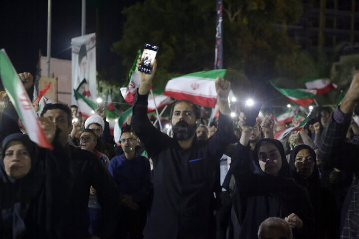 تصاویر/ اجتماع باشکوه بوشهری‌ها در حمایت از نظام