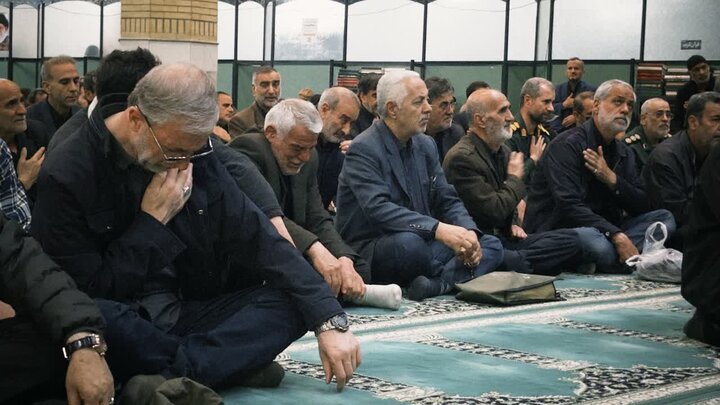 تصاویر/مراسم یاد بود شهید۳ روزه جنگ رمضان در مسجد الزهرا (س) اراک