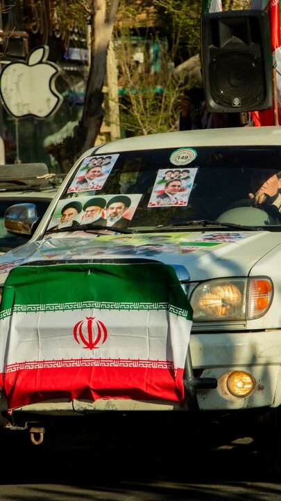 تصاویر/مراسم تشییع پیکر پاک شهید نخبه مهندس شهید علیرضا دهقانی‌آرانی در آران وبیدگل
