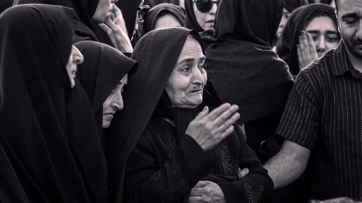 تصاویر/مراسم تشییع پیکر پاک شهید نخبه مهندس شهید علیرضا دهقانی‌آرانی در آران وبیدگل