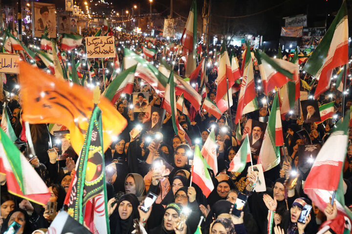 تصاویر| موج هجدهم خروش یاسوج در دفاع از انقلاب