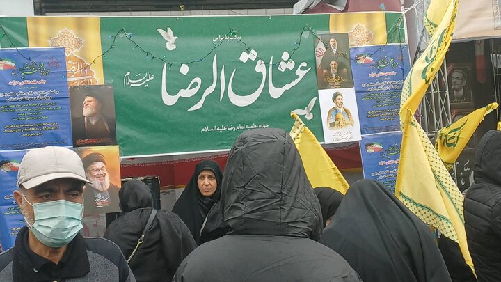 تصاویر / برپایی موکب مدرسه علمیه امام رضا علیه السلام تهران